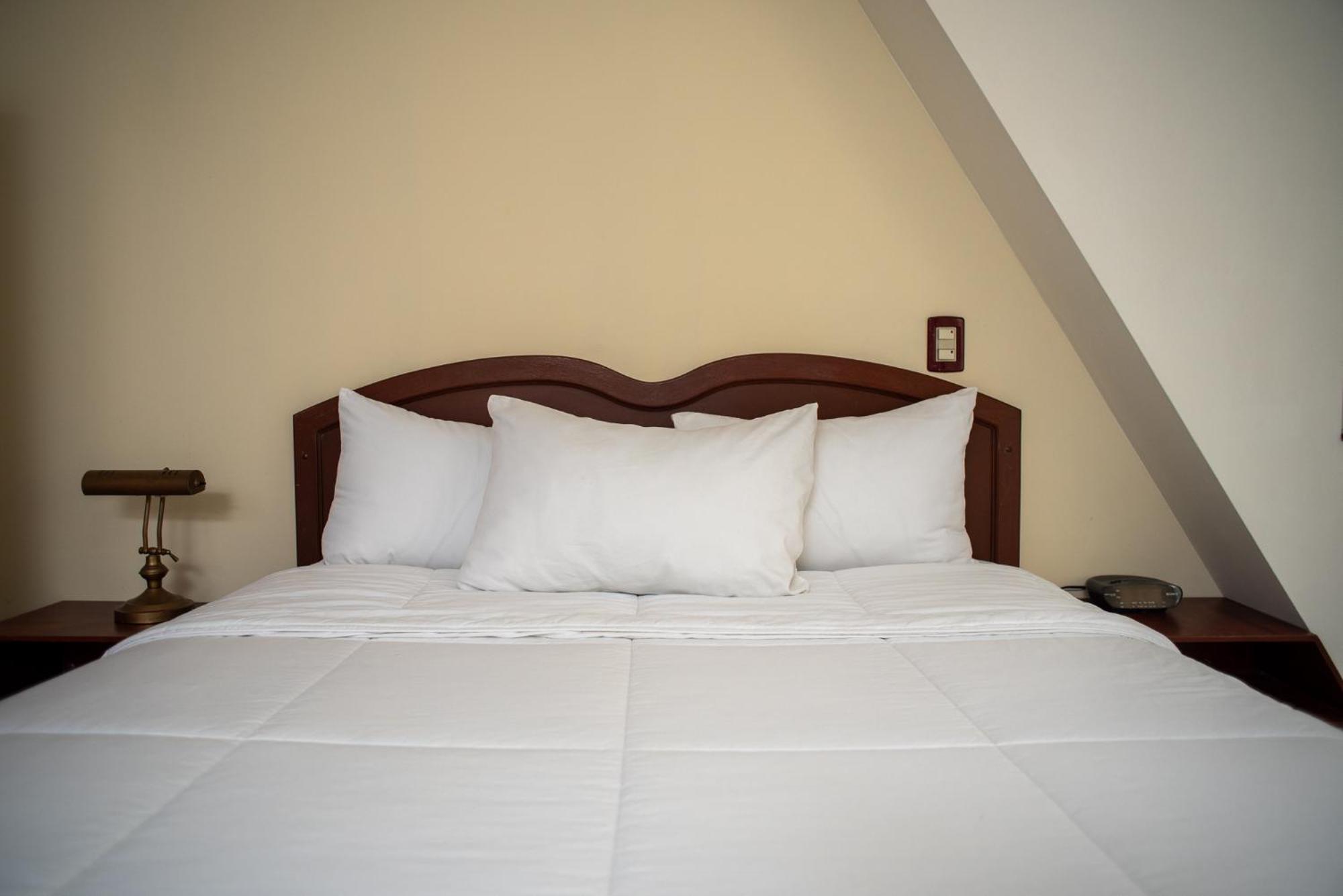 Hotel Gardenia Inn Сан-Сальвадор Экстерьер фото
